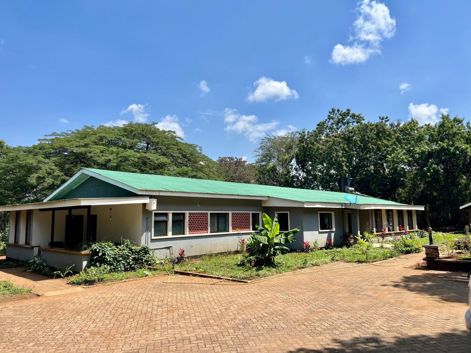Bed and Breakfast Walk With Us Africa Moshi Zewnętrze zdjęcie